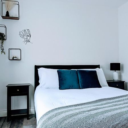 Sterling Stylish 2 Bedroom Central Modern Apartment Darlington  Eksteriør bilde